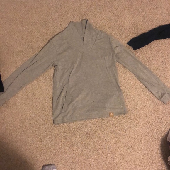 3 long sleeved pyjama shirts - Picture 2 of 7